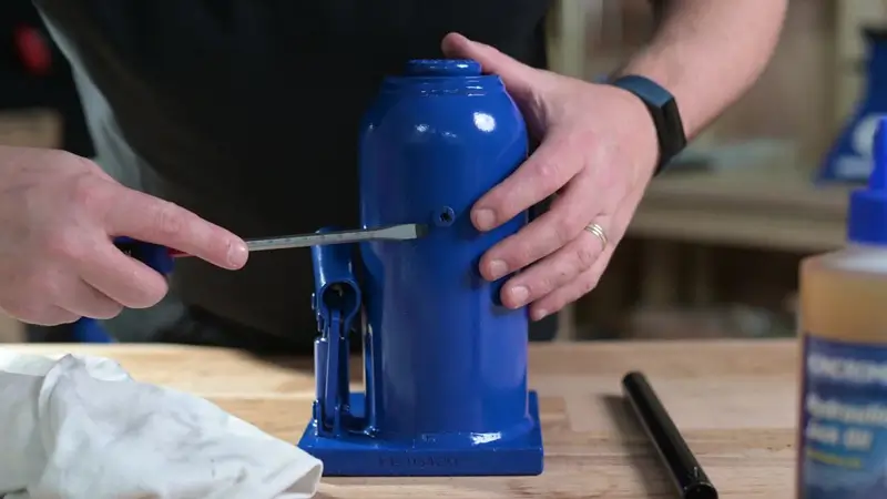 هواگیری جک هیدرولیک