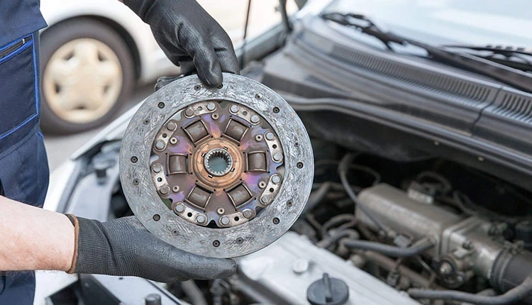 علائم خرابی بلبرینگ کلاچ