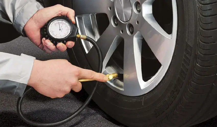 خواندن درجه باد لاستیک