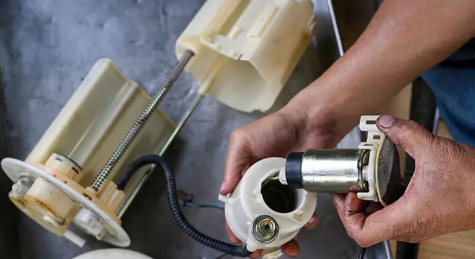 نیم‌سوز شدن پمپ بنزین