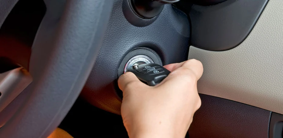  گیر کردن سوئیچ خودرو