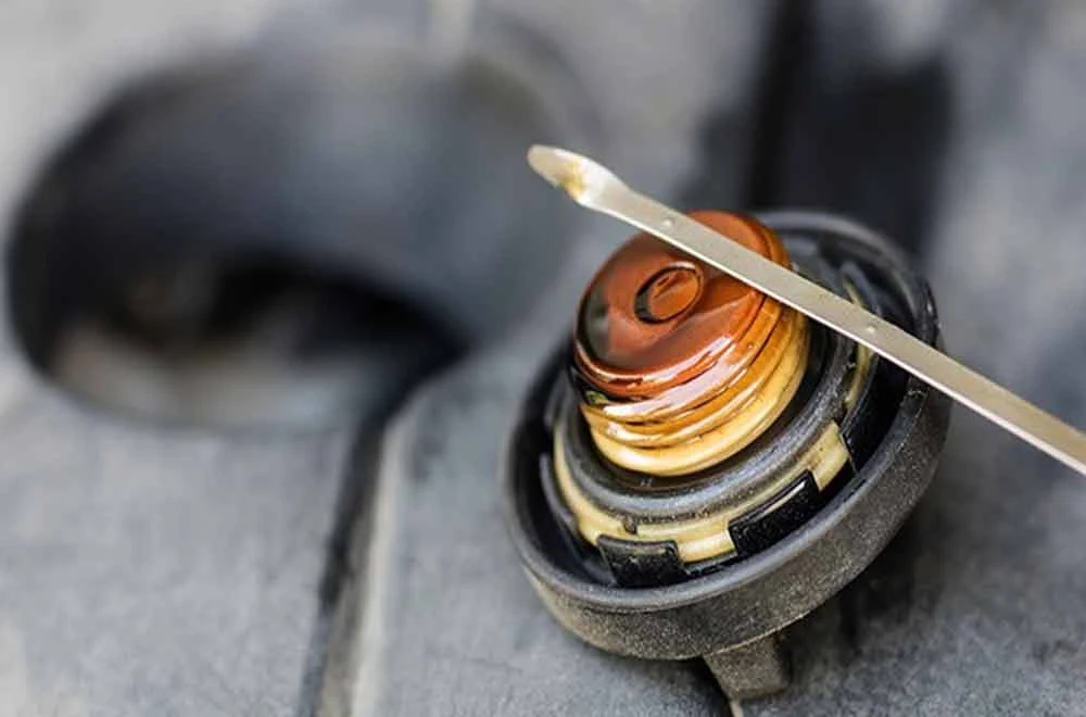 آب و روغن قاطی کردن ماشین