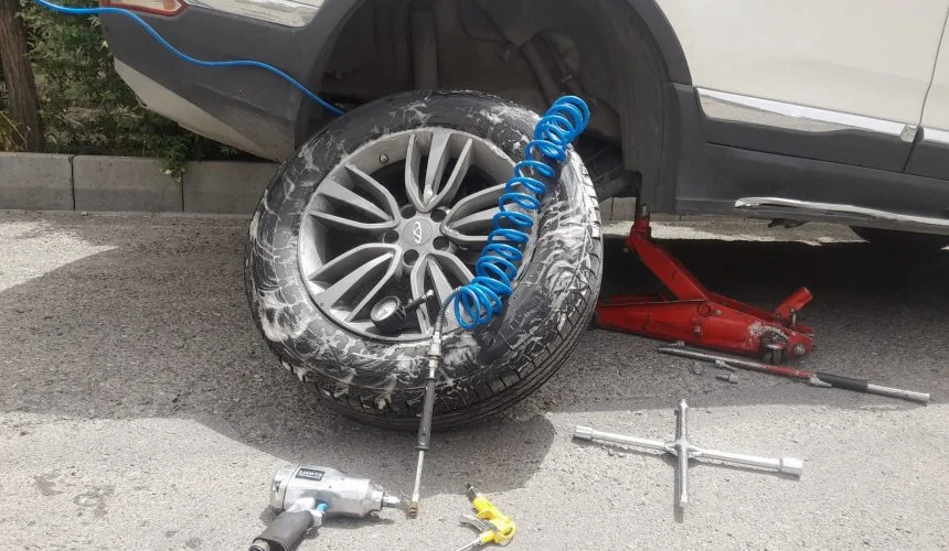 پنچرگیری ماشین